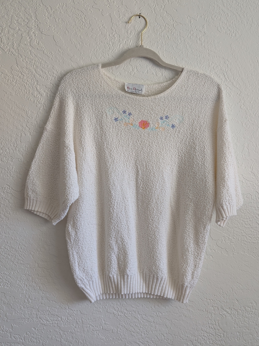 Vintage-Inspired Cream Short Sleeve Embroidered Sweater